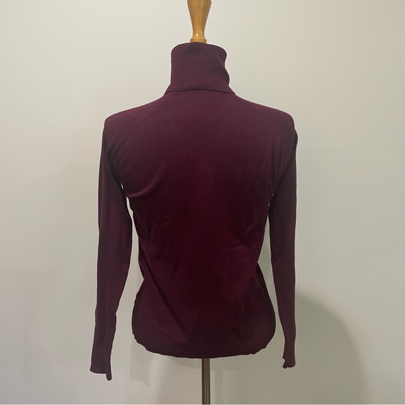 Cferra Turtle neck - Picture 4 of 6